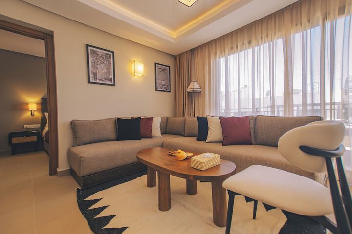 Room 10 of 43