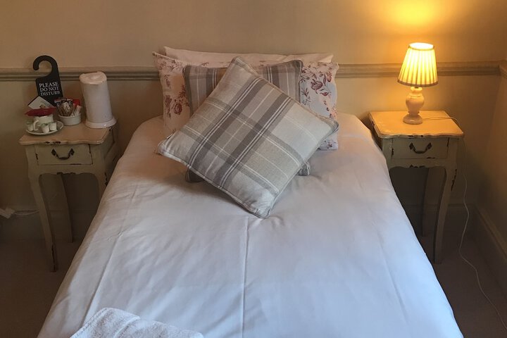 Room 12 of 61