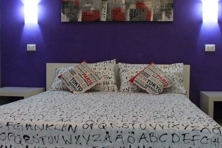 Room 12 of 27