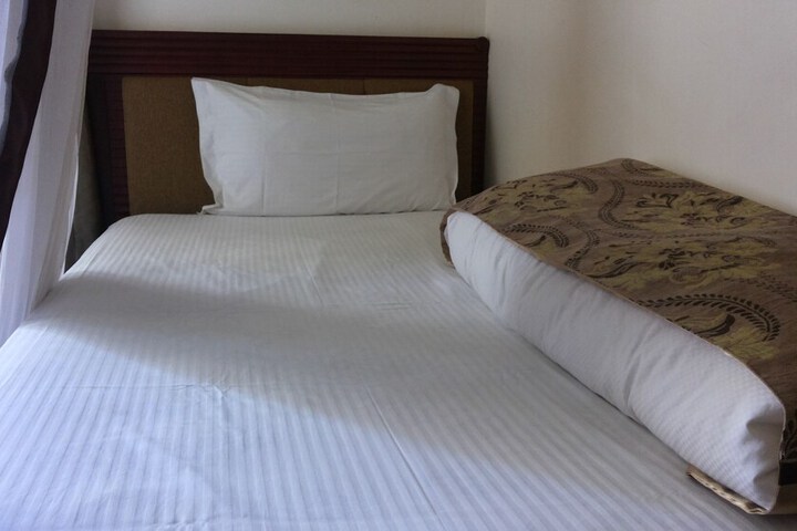 Room 20 of 42