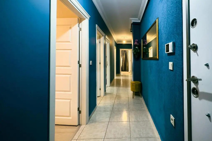 Room 11 of 20