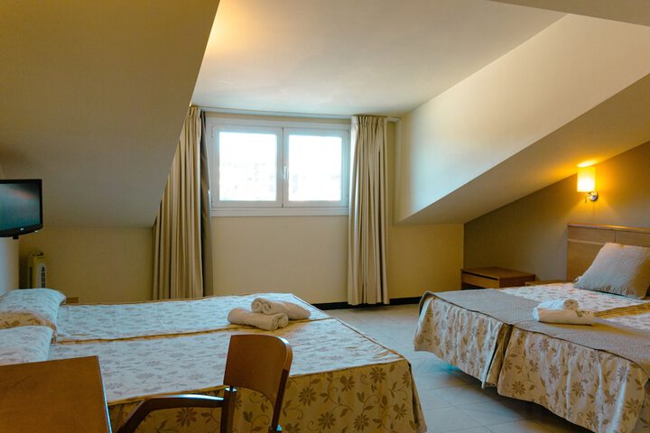 Room 8 of 57