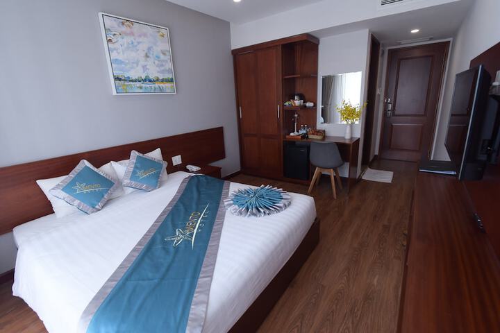 Room 4 of 39