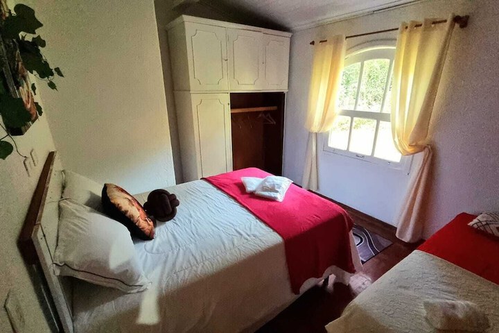 Room 27 of 83