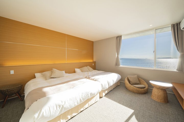 Room 18 of 53