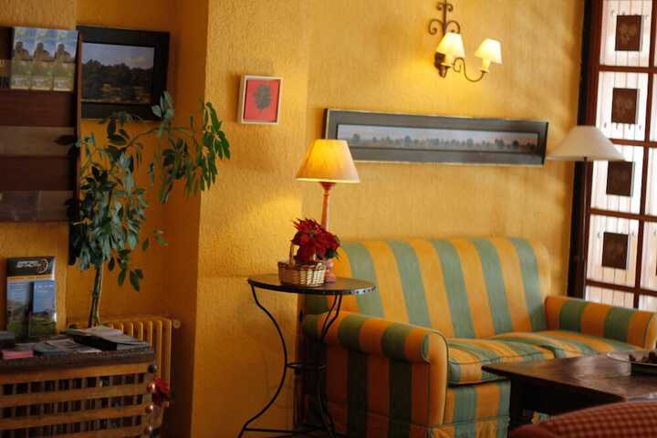 Guest Lobby