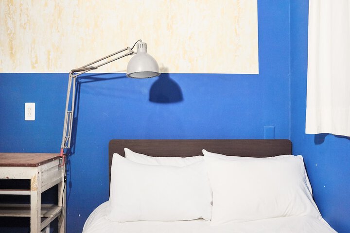 Room 11 of 22