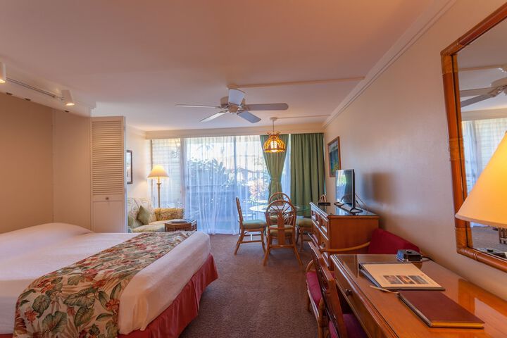 Room 6 of 68