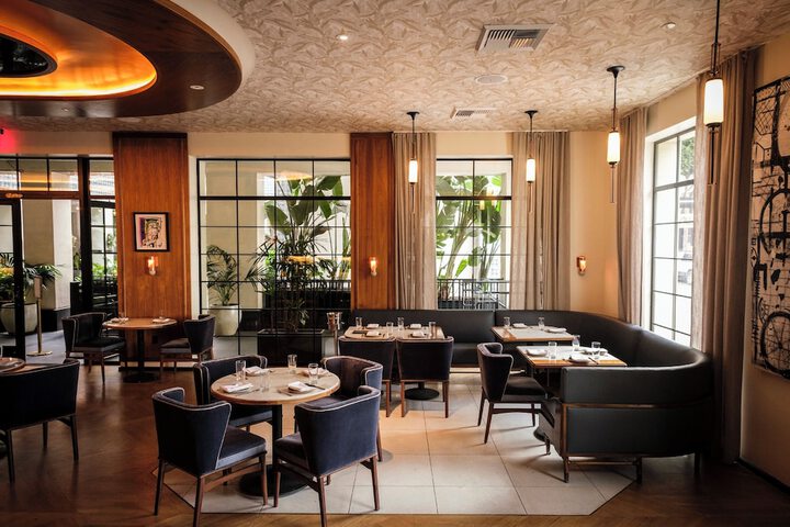 Dining 95 of 112