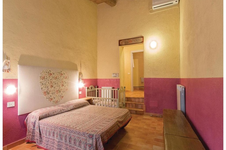Room 4 of 21
