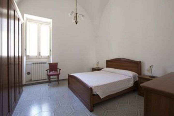Room 14 of 34