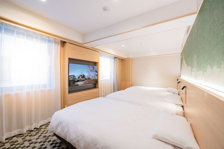 Room 25 of 120