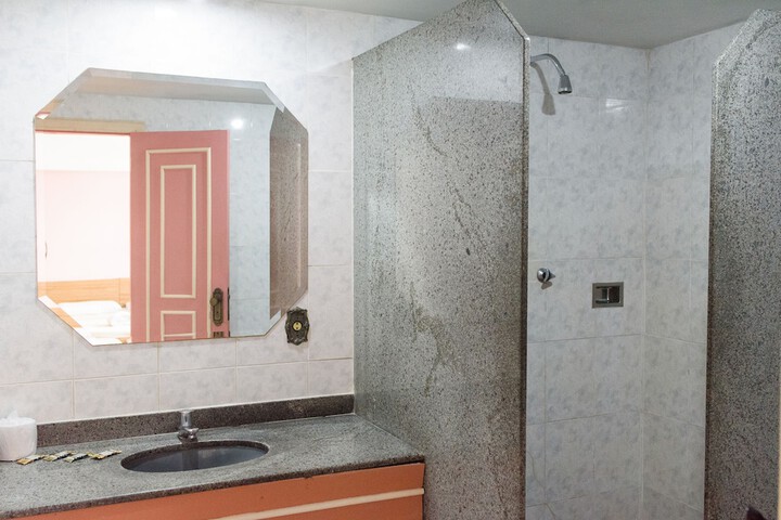 Room 57 of 72