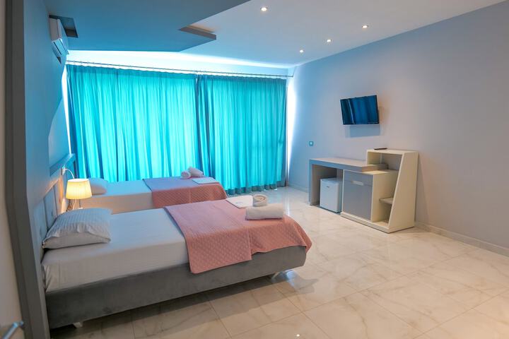 Room 18 of 85