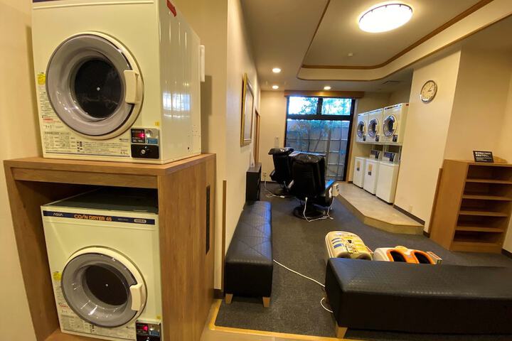 Laundry 18 of 47