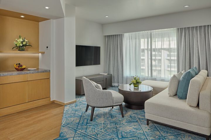 Room 22 of 103