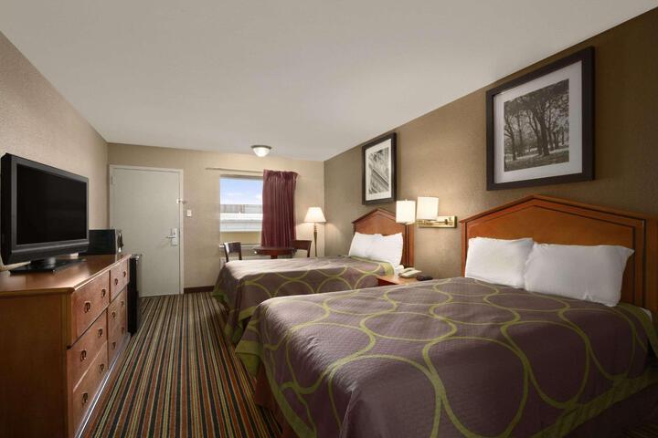 Double Accessible King Size Bed (24 of 25)