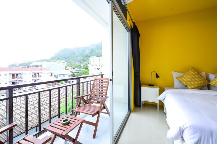 Room 19 of 33