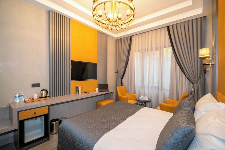 Room 18 of 58