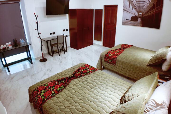 Room 12 of 26