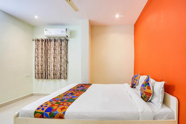 Room 17 of 25