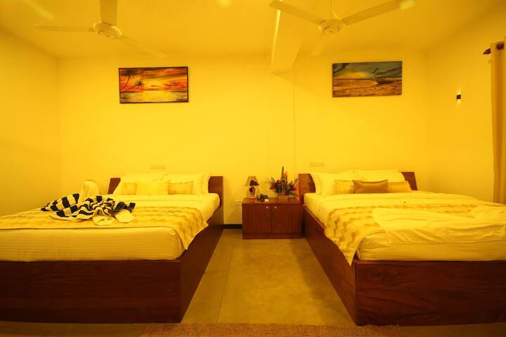 Room 14 of 76
