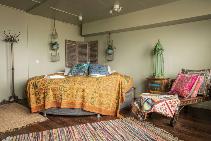 Room 3 of 57