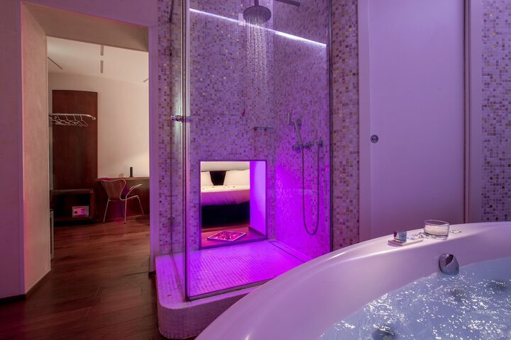 Hot Tub 67 of 74