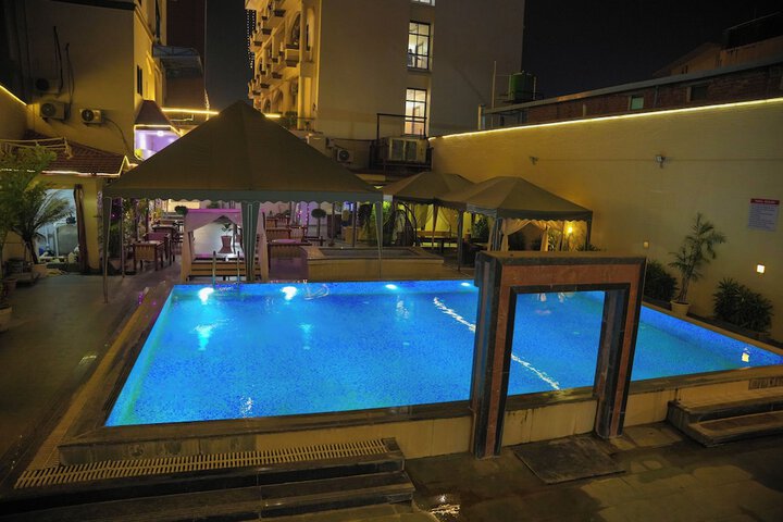 Pool 36 of 58