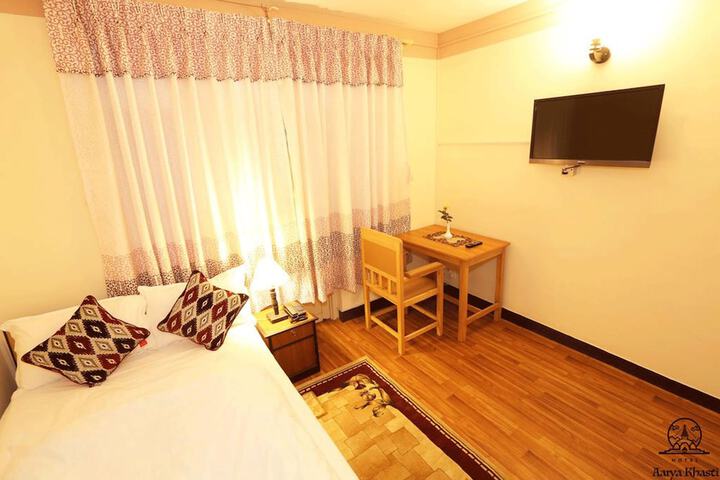 Room 4 of 34