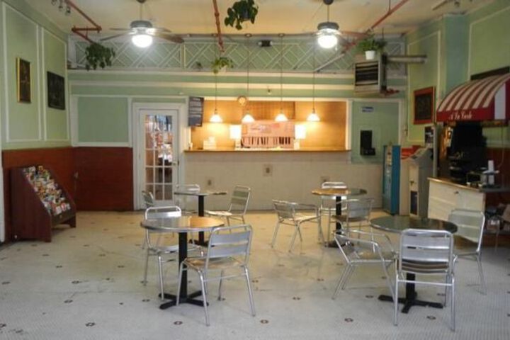 BOWERY'S WHITEHOUSE OF NY 2