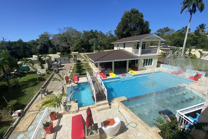 Pool 13 of 25