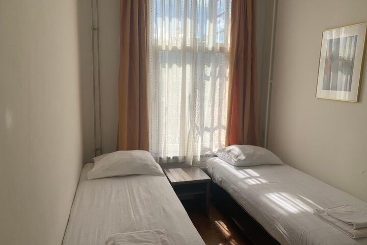 Room 11 of 58