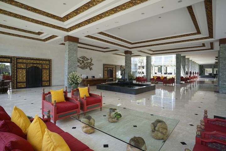 Hotel Interior 3 of 131