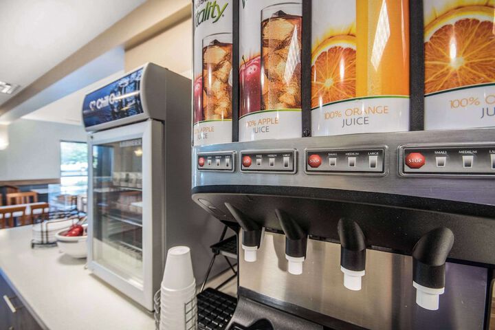 Breakfast/Coffee Service 49 of 64