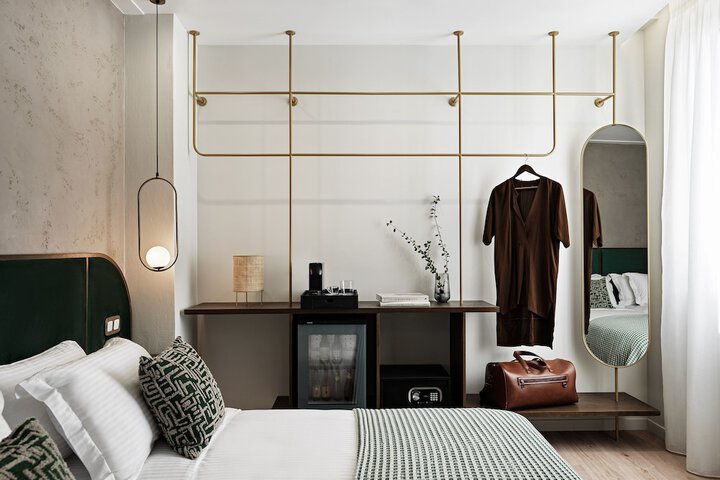Room 25 of 58