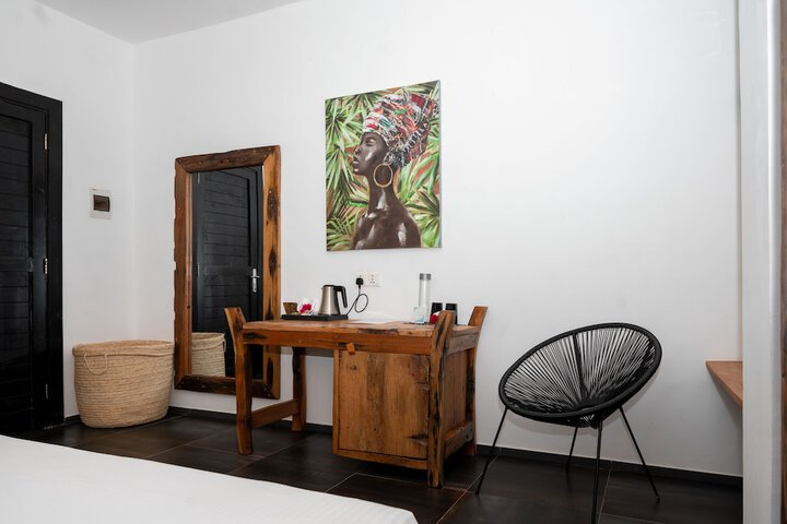 Room 10 of 61