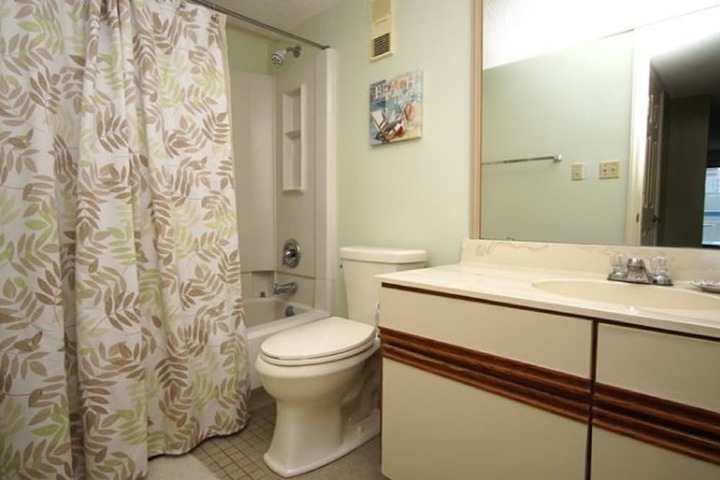 Room 21 of 38