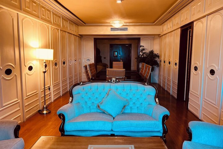 Room 52 of 116