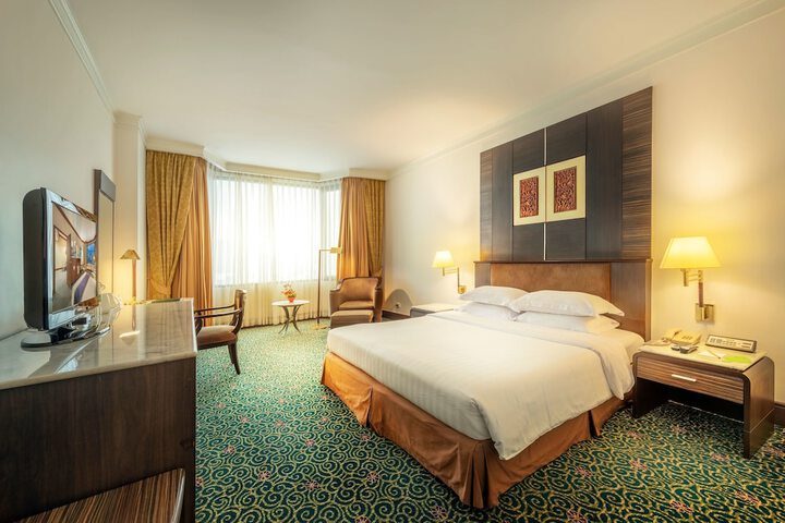 Room 43 of 63