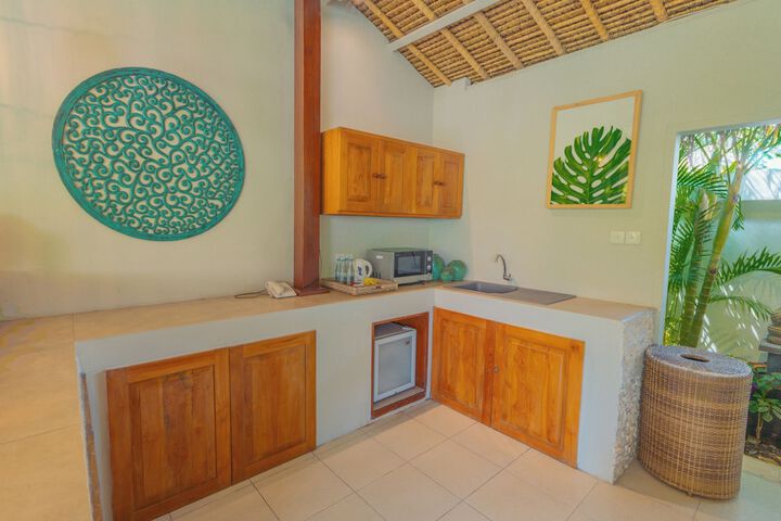 Private kitchenette