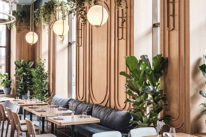 S Manlan Hotel (Wuyi Square Huangxing Square Subway Station Branch)