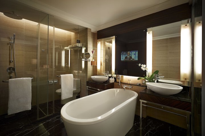 Bath Interior
