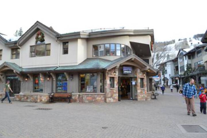 Image of VAIL CENTER PLACE