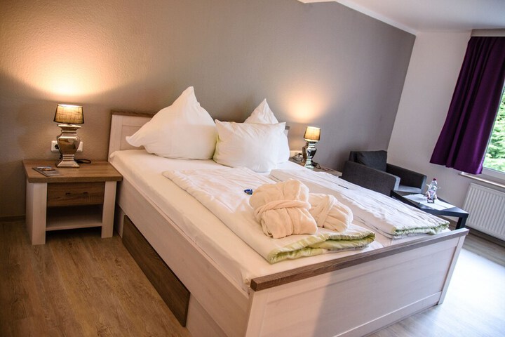 Room 10 of 73