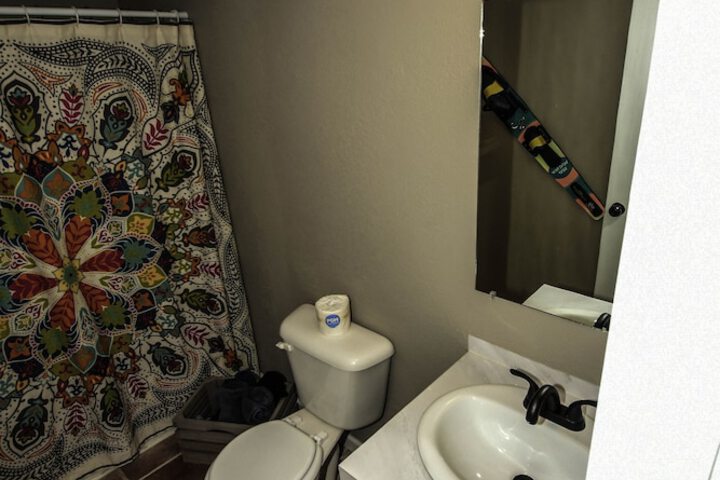 Room 799 of 917