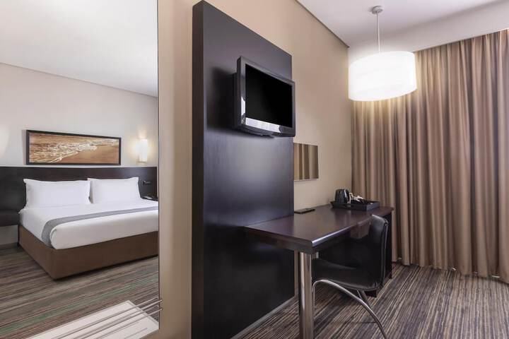 Room 21 of 79