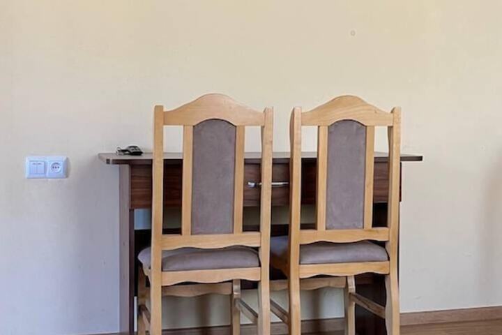 Room 33 of 117