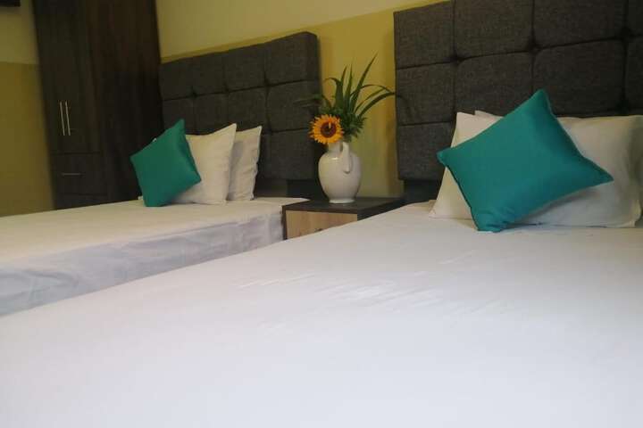 Room 20 of 39