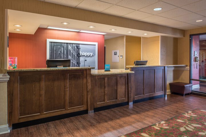 Check-in/check-out kiosk